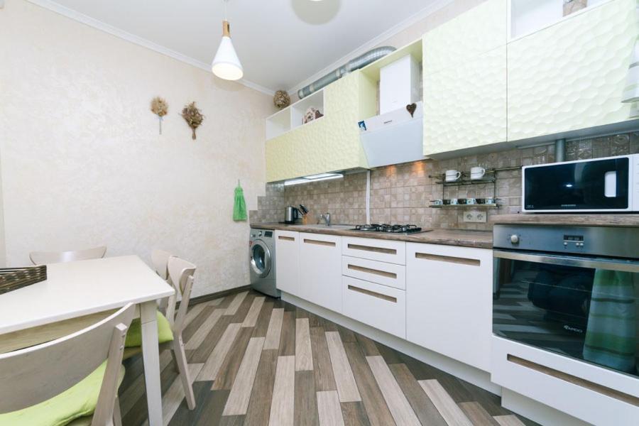 Three-Room Apartments At The Polytechnic Institute Kyjev Exteriér fotografie